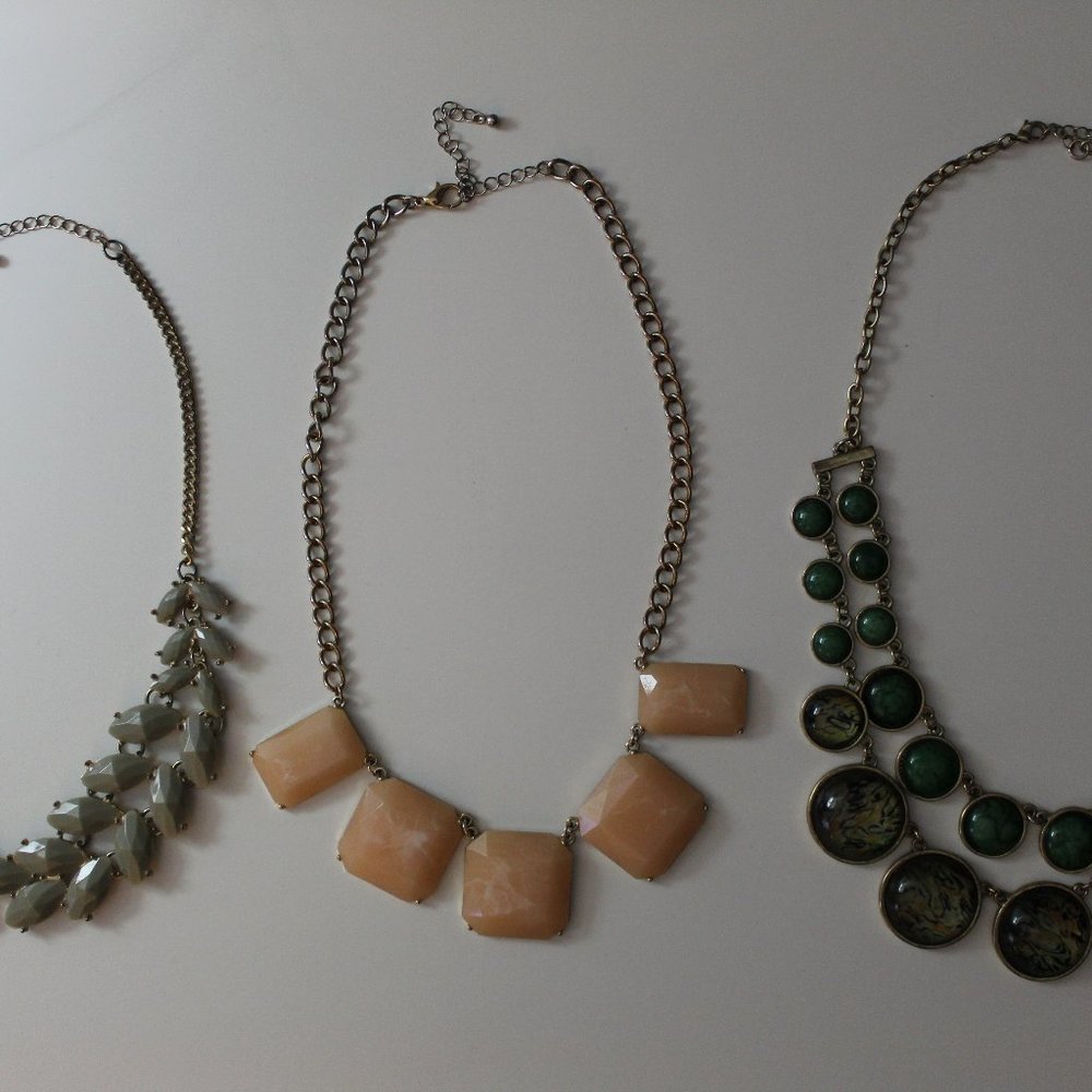 Set of 3 Costume Necklaces - Pink & Green